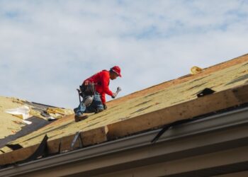 asphalt roof replacement: 10 Essential Tips for a Successful 2025