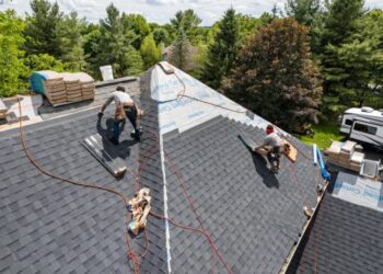 Roof Repair Chicago Illinois | Roofing Company - Enriquez Gutter
