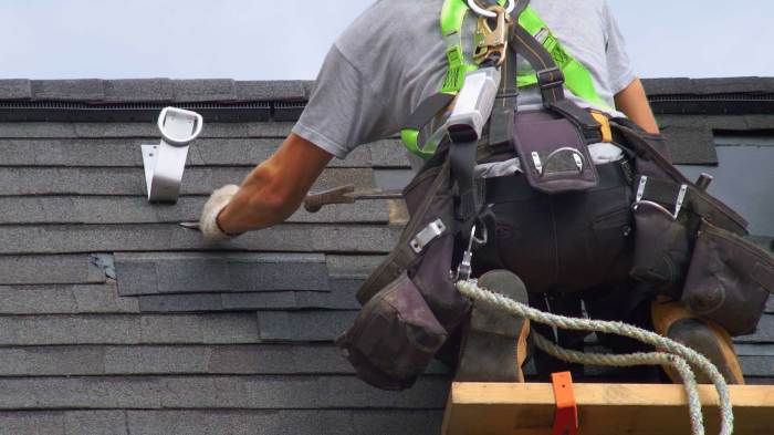 Damaged Roof? Here’s How to Easily Fix It: A Guide for 2026