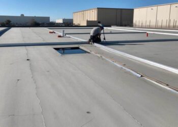 Industrial roofing inspection services