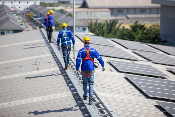 Industrial roofing inspection services